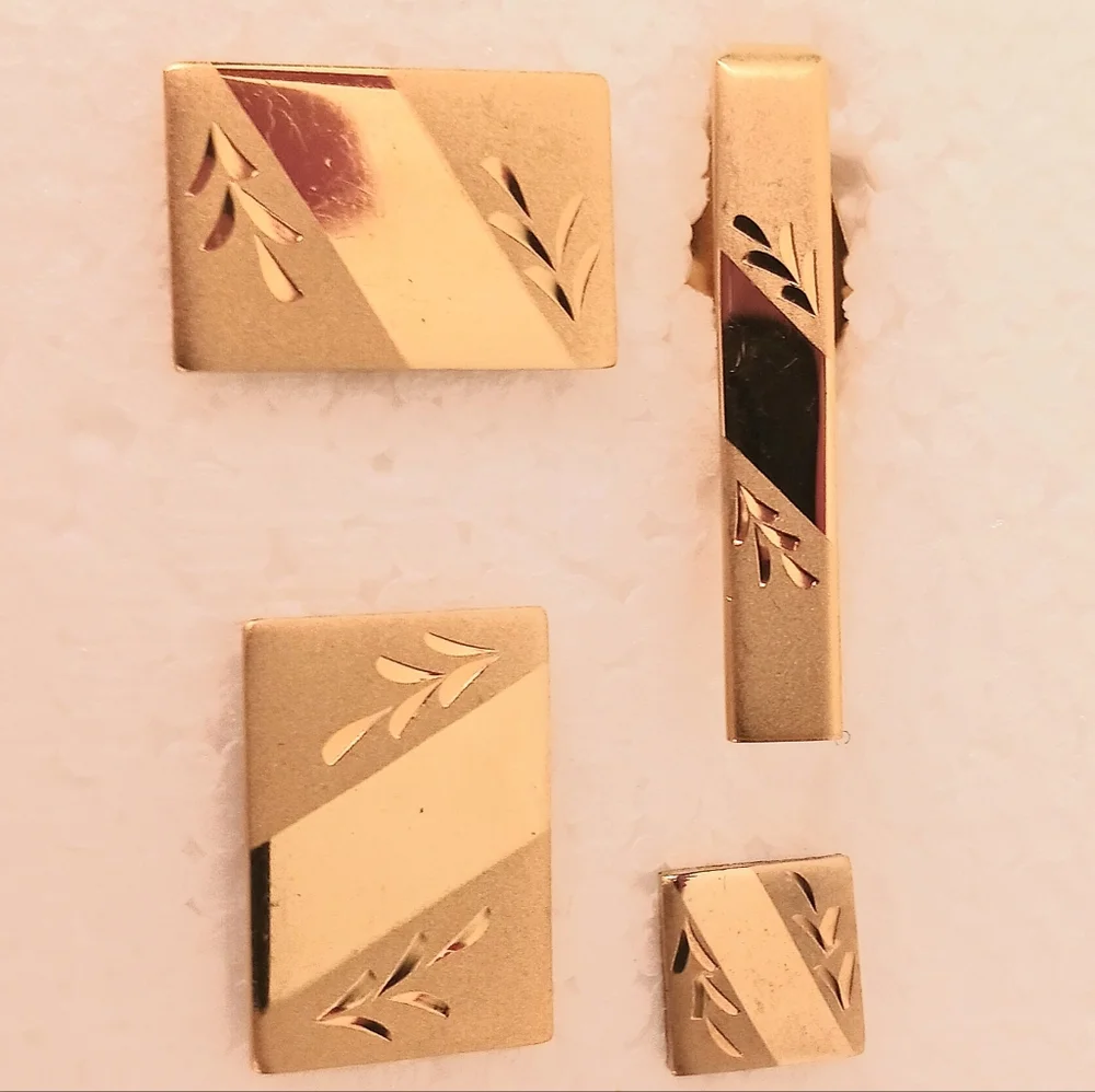 Cufflinks, Cuff Links, Tie Clip Bar, Tie Tack, Quality Mid-Century Gold Tone